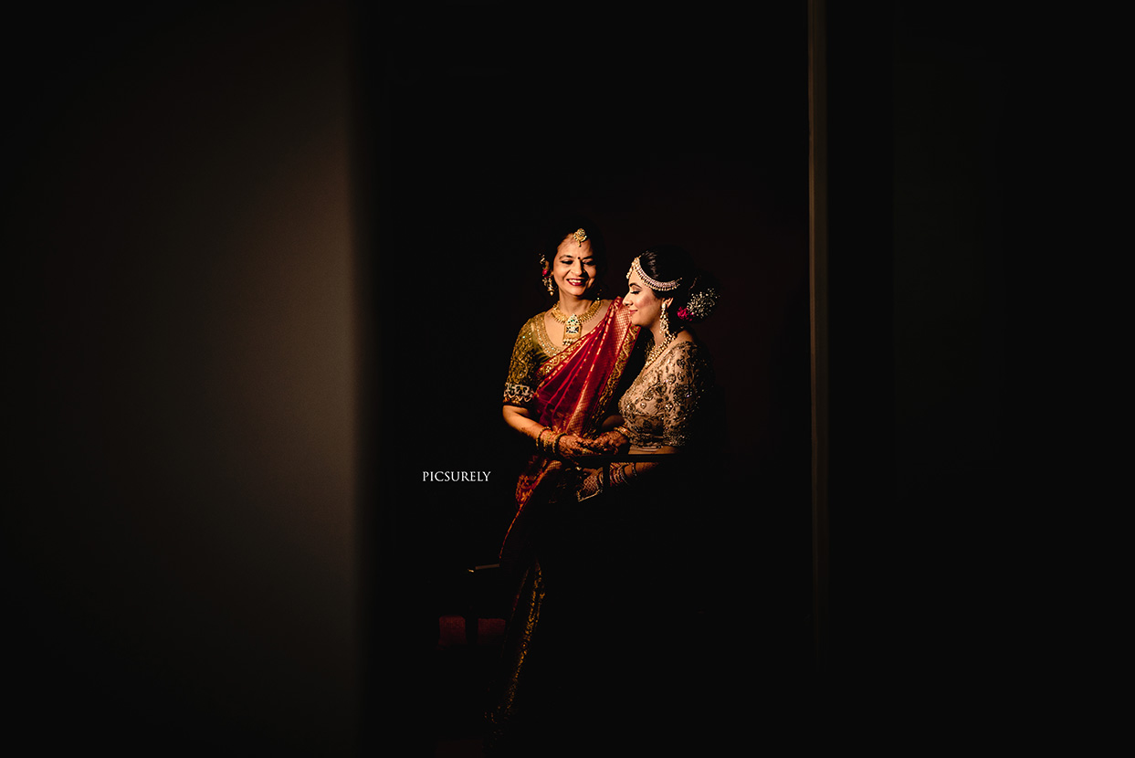 Picsurely Wedding Photographer in Mumbai
