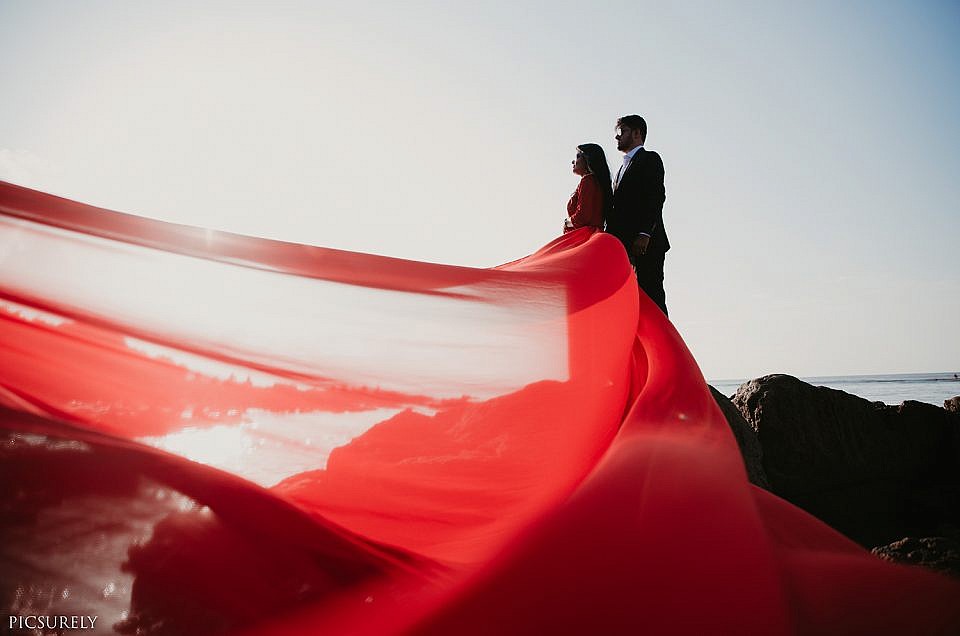 Embracing Authenticity: Candid Wedding Photography for the Free-Spirited Couple.